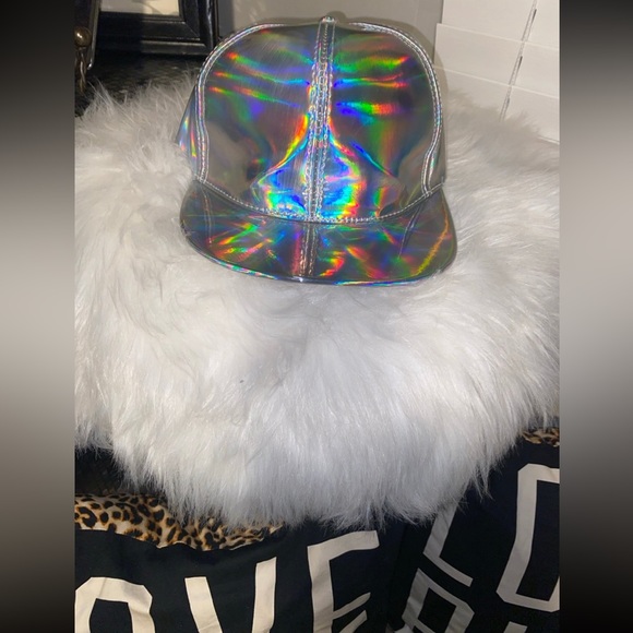 Silver hat - Picture 8 of 10